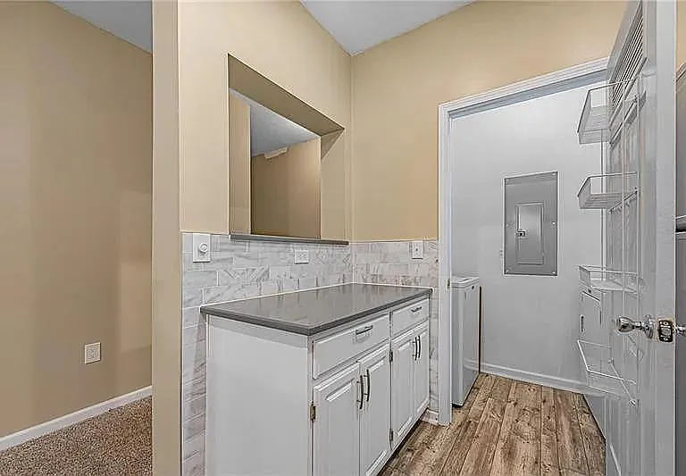 633 Eagle Pointe Dr #633 — Photo 6