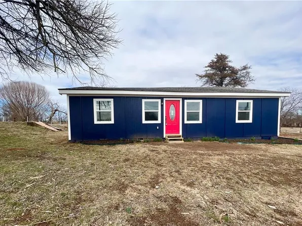 40800 Garretts Lake Rd, Shawnee, OK 74804