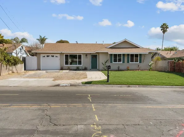 1183 Bobolink Dr, Vista, CA 92083