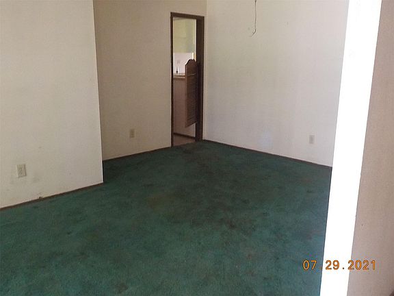 5th image of 12575 Toulouse St