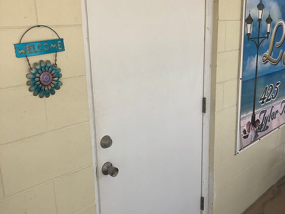 3rd image of 425 Tyler Ave APT 10B
