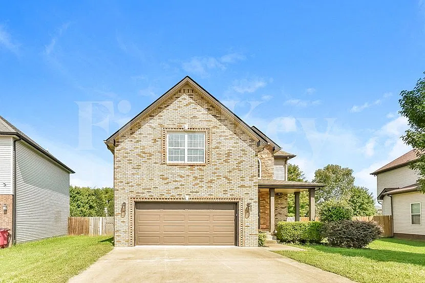 3 bed, 2.5 bath, 1717 sqft, $1,880 — Photo 1