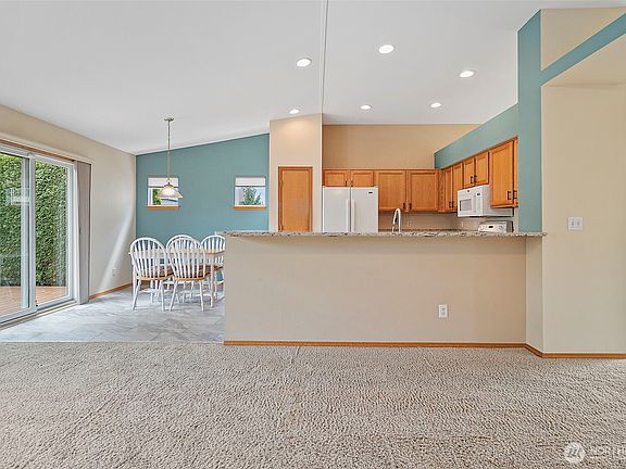 4th image of 24322 117th Avenue SE