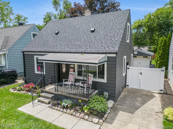 3821 Edgar Ave, Royal Oak, MI 48073