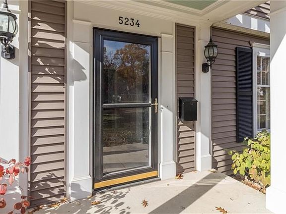 3rd image of 5234 Graceland Ave