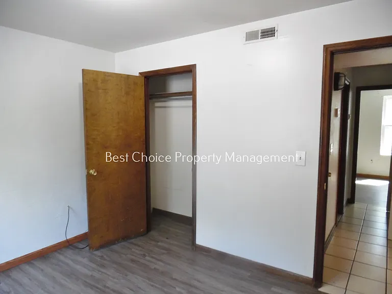 211 Brookside Dr #B — Photo 9