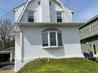 816 Washington Ave, Prospect Park, PA 19076