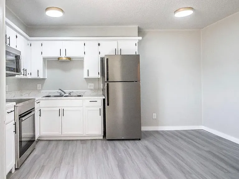 Two bedroom kitchen