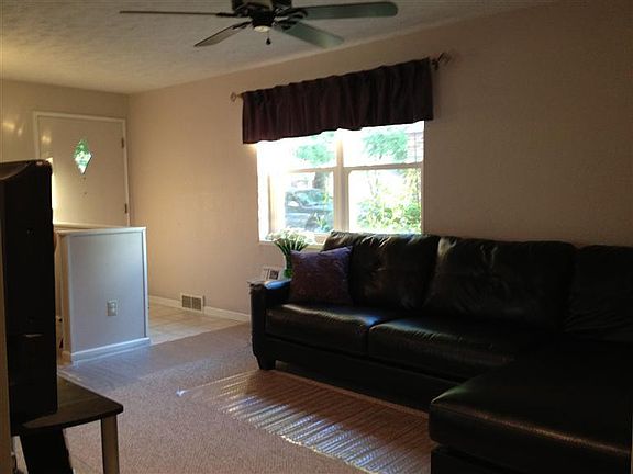 4th image of 3925 Fulton Ave