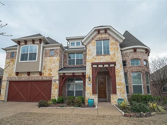 2nd image of 704 Dividend Ave