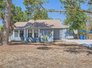 406 Lexington Rd, Elgin, TX 78621