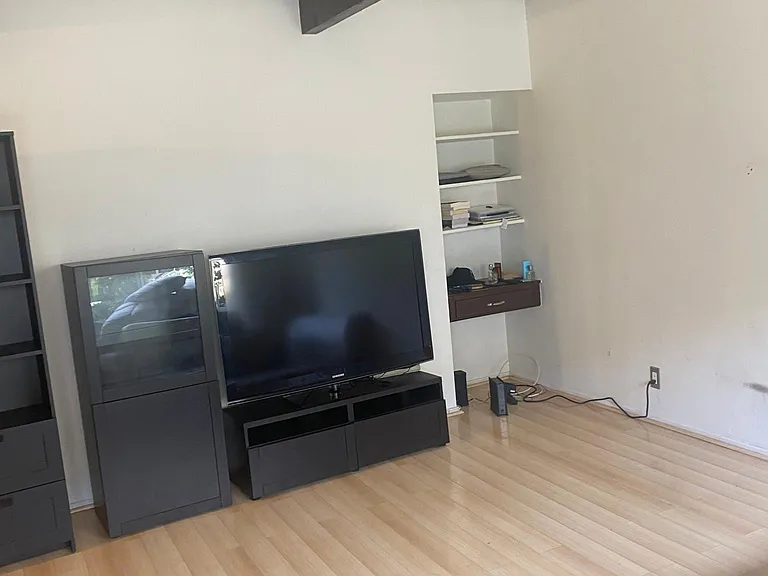 1422 Armacost Ave #2 — Photo 2