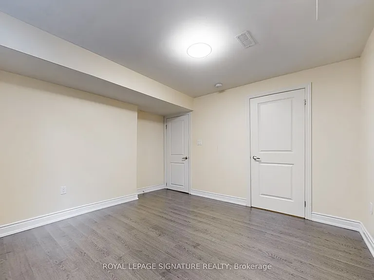 38 Havanna Cres #BASEMENT — Photo 23