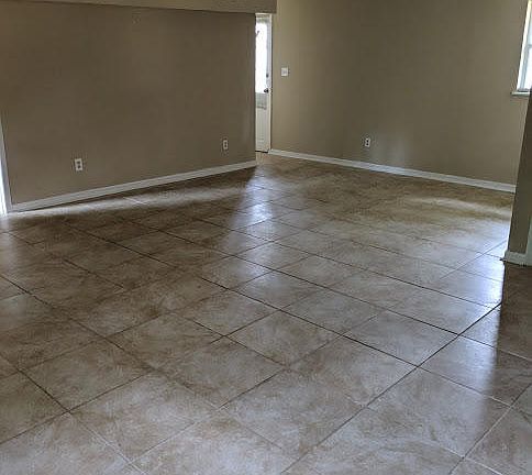 5th image of 3614 Mimosa Dr