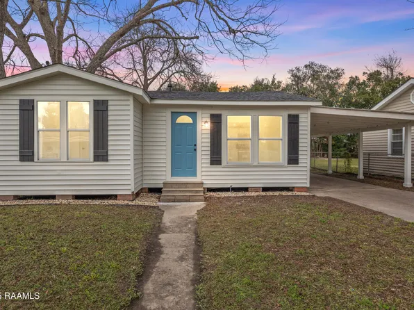 1010 Versailles Cres, New Iberia, LA 70560