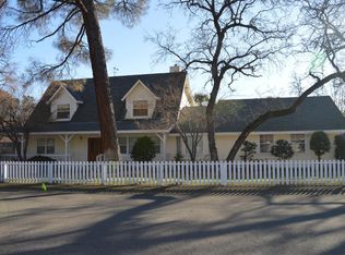 1120 Kirkwood Cir, Redding, CA 96003