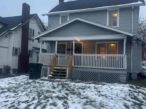 1145 Brown St, Akron, OH 44301