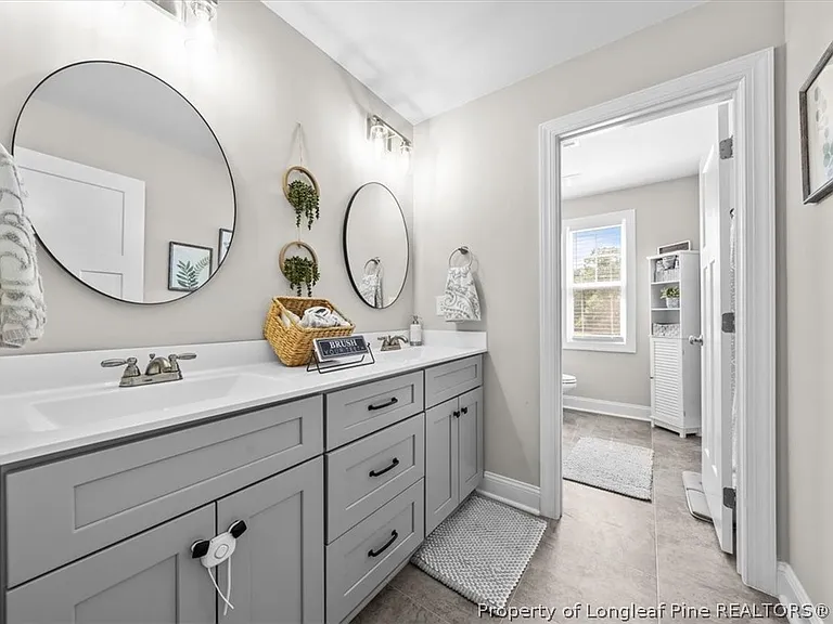 190 S Prince Henry Way — Photo 32
