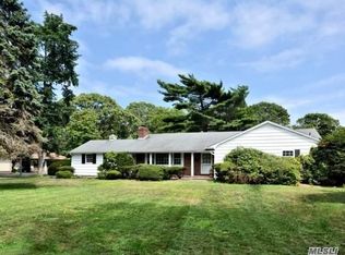 143 S Snedecor Ave, Bayport, NY 11705