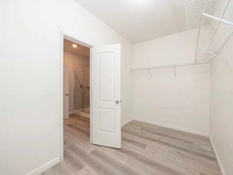 208 Harvey St — Photo 20