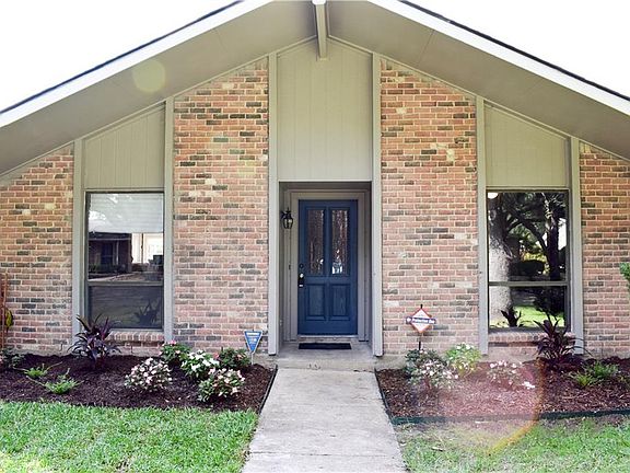 3rd image of 1304 Windy Meadow Dr