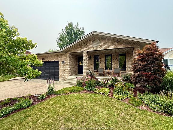 4th image of 1292 Kenwick Way