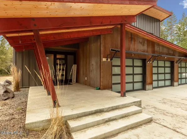 751 W Garwood Rd, Rathdrum, ID 83858