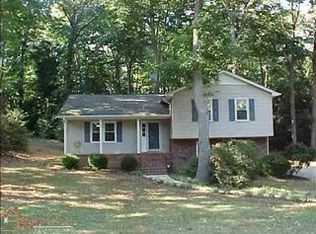 20 Ferncrest Ct, Greenville, SC 29605