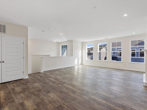 05_Winchester_Family Room