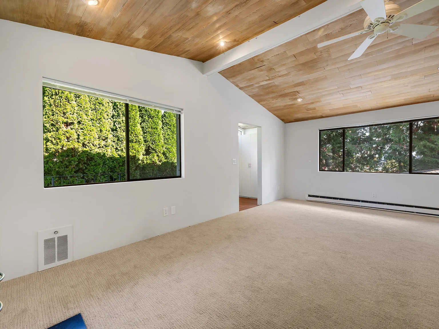 2 bed, 960 sqft, $2,850 — Photo 3