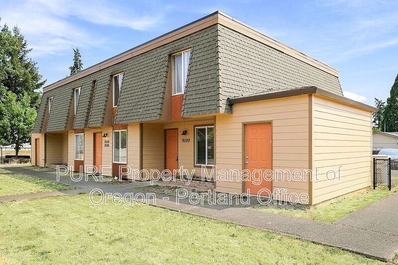 1st image of 8590 SE 72nd Ave