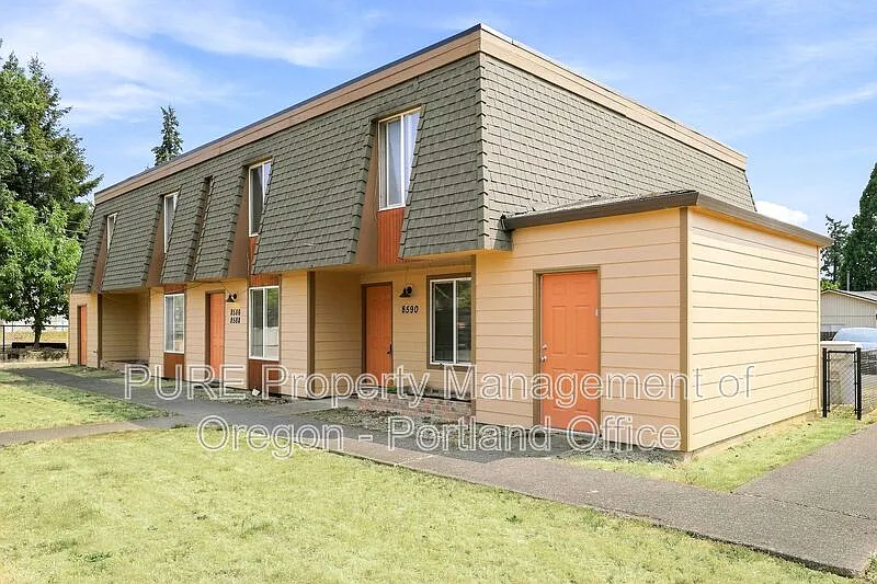 8590 SE 72nd Ave