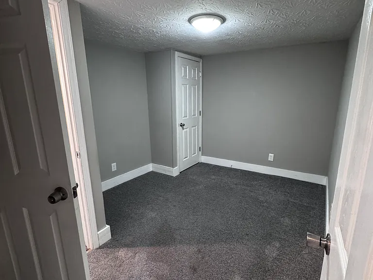 120 Adams St #2 — Photo 9