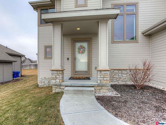 5th image of 11722 S 110th St