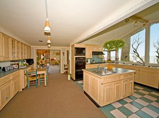 4569 Overlook Dr, Ashtabula, OH 44004