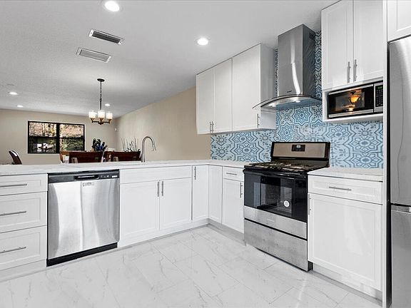 2nd image of 319 Elmira Court