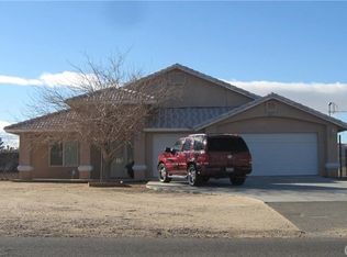 9410 9th Ave, Hesperia, CA 92345