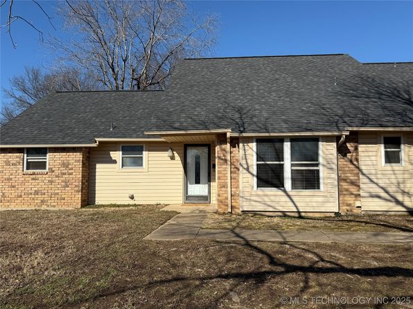 2902 Hilltop Ave, Muskogee, OK 74403