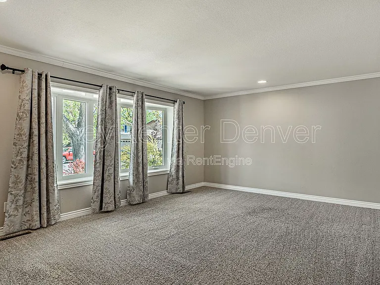 535 S Cody St — Photo 20