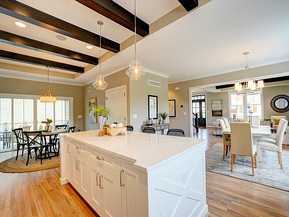 5th image of 4810 Heitmeyer Ln