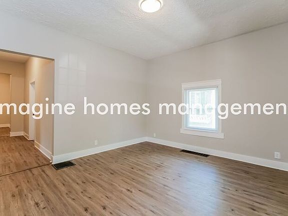 3rd image of 1224 Jefferson Ave