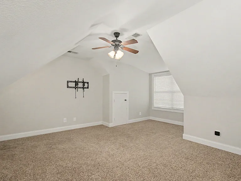 1537 Green Grove Way — Photo 38