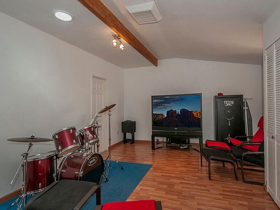 5th image of 7827 N John Paul Jones Ave