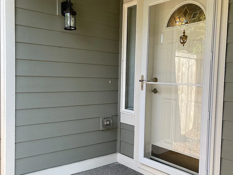 1544 Derby Ln SE — Photo 35