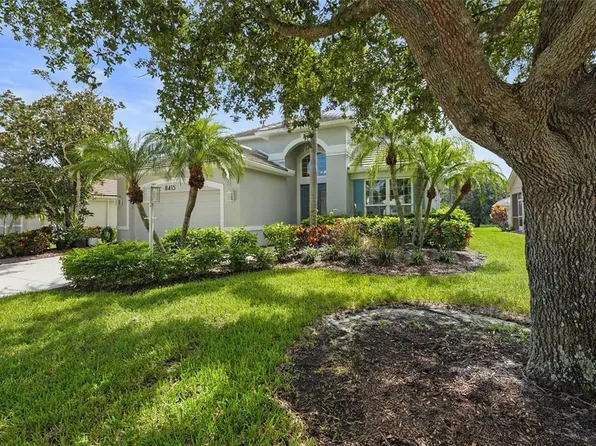 8415 WHISPERING WOODS COURT, BRADENTON, FL 34202