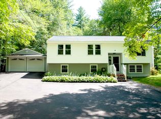 3 Campbell Dr, Litchfield, NH 03052