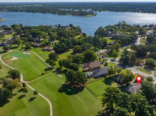 116 Kiowa Dr W, Lake Kiowa, TX 76240