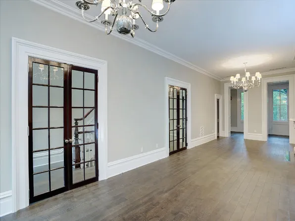 223 West 11th Street image 1 of 9