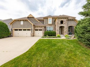 7107 Highover Dr, Chanhassen, MN 55317