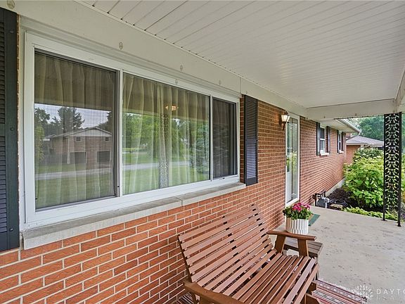 5th image of 2779 Coldsprings Dr